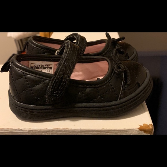 Shoes - Picture 2 of 3